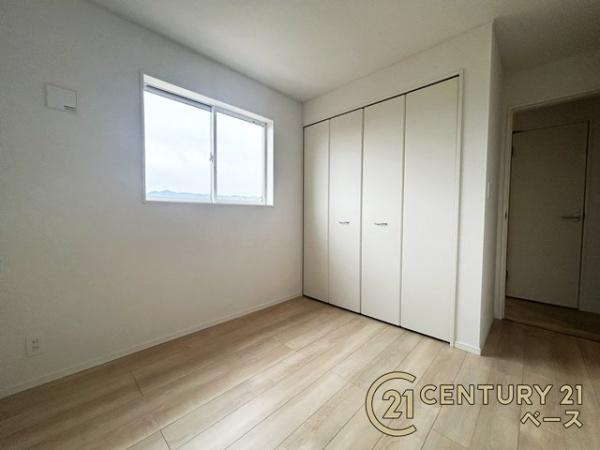 クレイドルガーデン龍田 ２号棟 ／新築一戸建の洋室|■陽当たり・通風良好な２面採光のお部屋です！