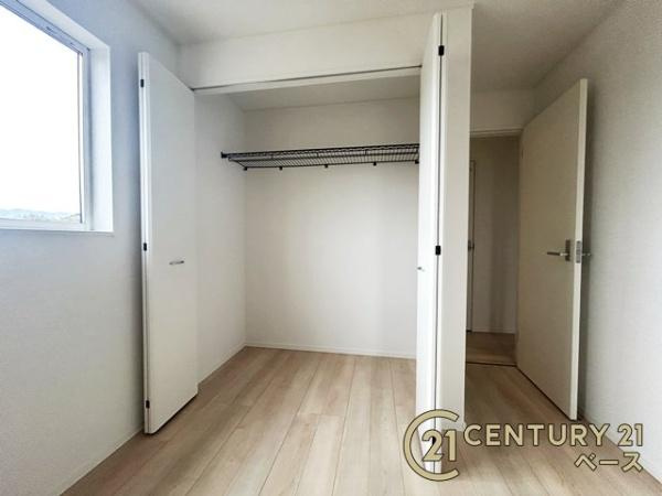 クレイドルガーデン龍田 ２号棟 ／新築一戸建の収納|■全居室に広々収納スペース完備！