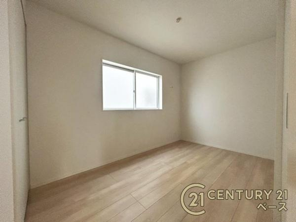 クレイドルガーデン龍田 ２号棟 ／新築一戸建の洋室|■明るい雰囲気の洋室です！