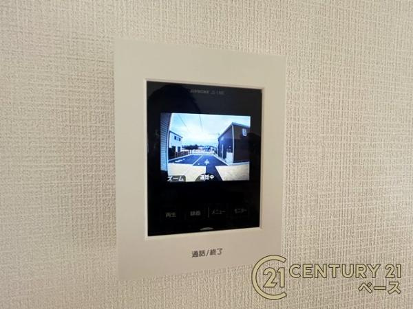 クレイドルガーデン龍田 ２号棟 ／新築一戸建の内装|■ＴＶモニター付きインターホンで防犯対策もバッチリ！来客も一目でわかり安心です！■