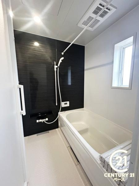 クレイドルガーデン龍田 ２号棟 ／新築一戸建の浴室|■ゆったりしたサイズの浴室です！足を伸ばしての入浴は疲れも癒してくれます！■