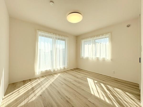 横須賀市津久井１丁目の中古一戸建の洋室