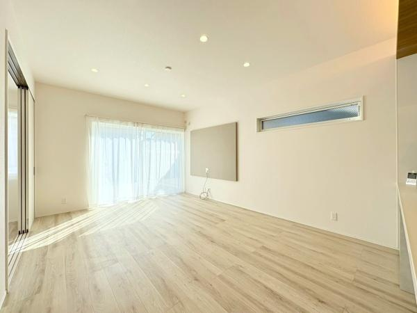 横須賀市津久井１丁目の中古一戸建の居間・リビング