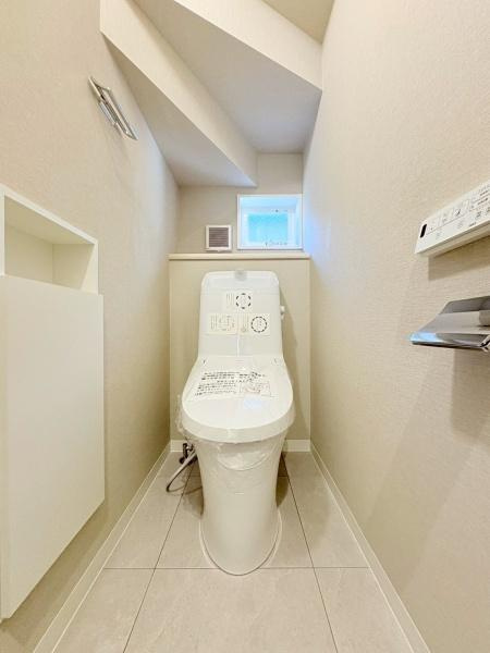 横須賀市津久井１丁目の中古一戸建のトイレ