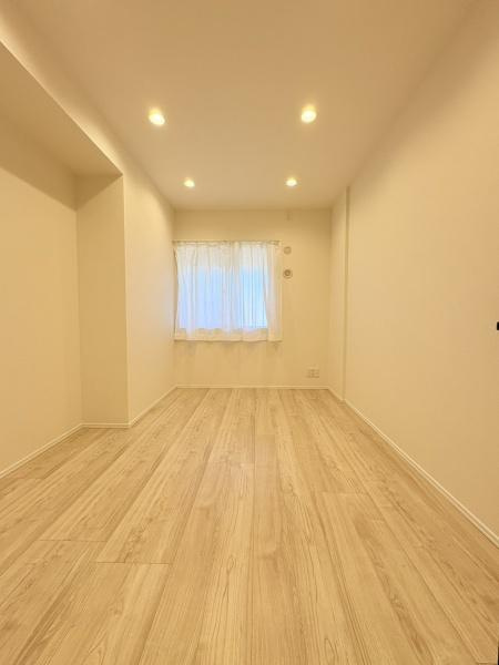 レイディアント横濱ユーロヒルズの洋室