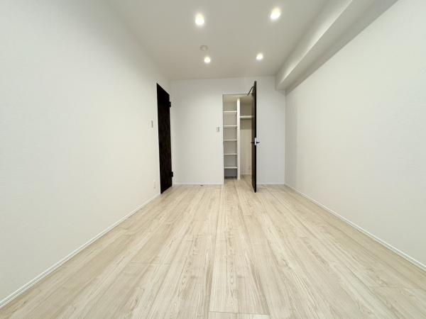 レイディアント横濱ユーロヒルズの洋室