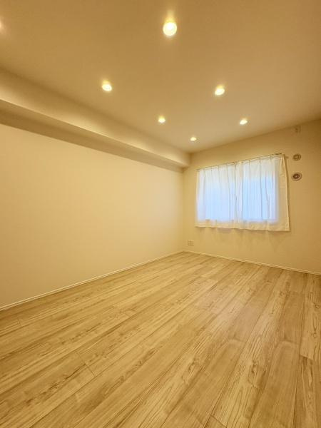 レイディアント横濱ユーロヒルズの洋室