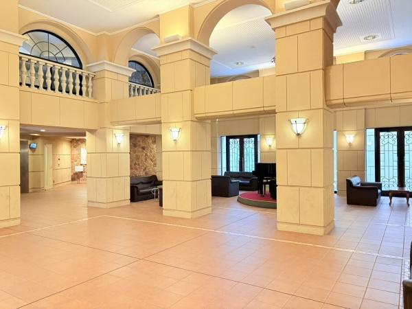 レイディアント横濱ユーロヒルズのエントランス