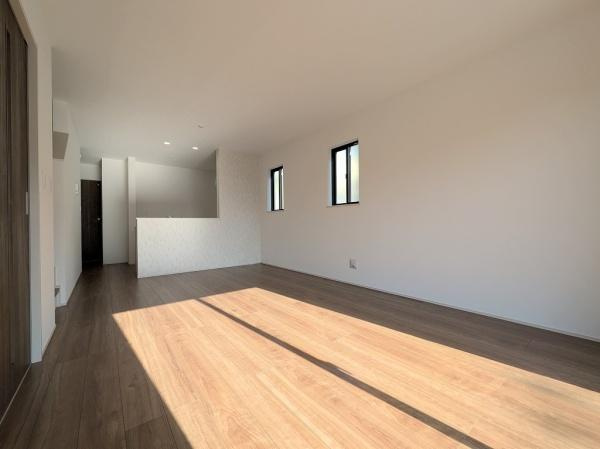 【居間・リビング】 | 垂水区塩屋北町4丁目　新築戸建　B号棟