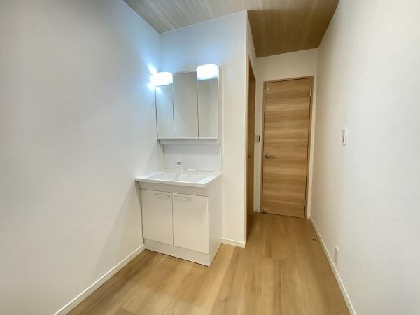 【独立洗面台】 | 西区樫野台4丁目　中古戸建