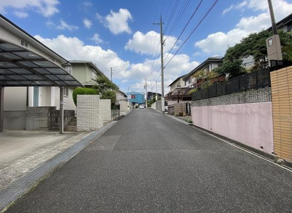 【前面道路含む現地写真】 | 西区樫野台4丁目　中古戸建