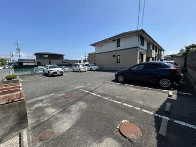 【駐車場】 | ブランシェ本生