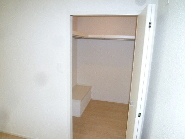 Ｒｅｖｉｖｅ８９　Ｗｅｓｔの収納|便利な収納スペースです