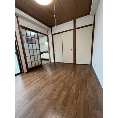 【寝室】 | ヴィラ勧修寺