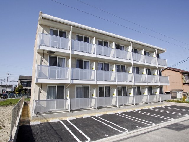 レオパレス広田の外観