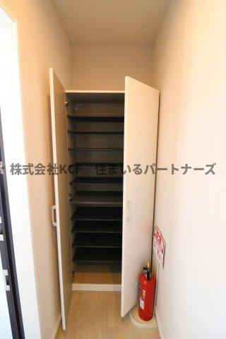 アシスト久留米西町の玄関|落ち着いた玄関です