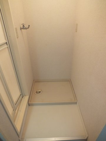 レオパレスサンライズⅠのその他|室内洗濯機置き場