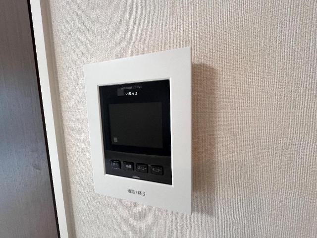 サクラーレ長坂のセキュリティ|カメラ付インターホン（イメージ）