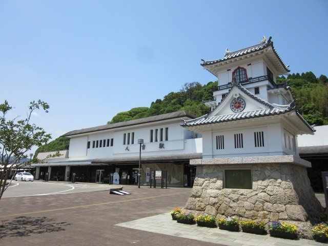 フラワーコート　Ｂの周辺|人吉駅まで3000m