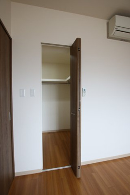 【収納】 | メゾン錦Ⅱ | ウォークインクローゼット