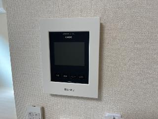 サクラーレ長坂のセキュリティ|カメラ付インターホン（イメージ）