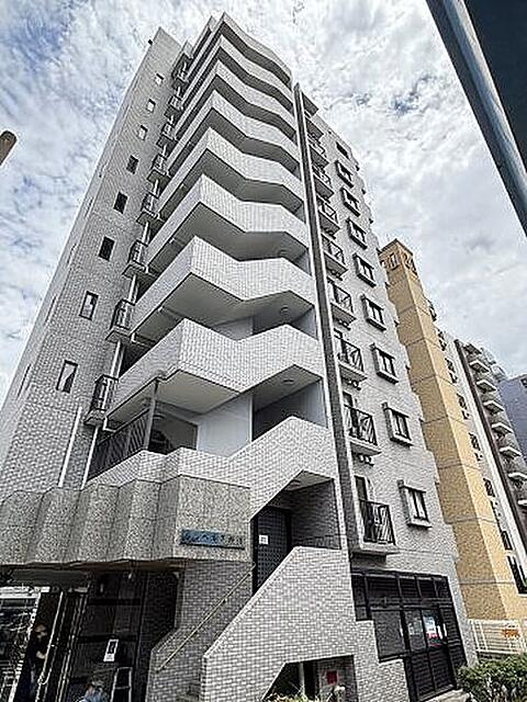 シンベルク横濱の外観