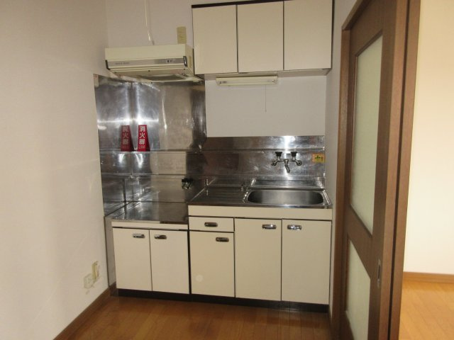 YMKⅠのキッチン
