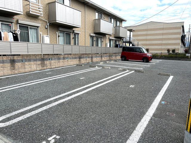 プリマヴェーラの駐車場