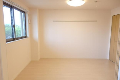 【内装】 | アヴァンティ三国ヶ丘Ⅱ | 洋室