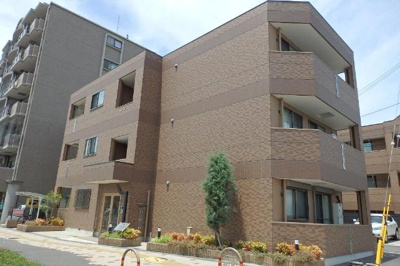 【エントランス】 | アヴァンティ三国ヶ丘Ⅱ | 外観写真（昼）