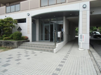 【玄関】 | レックスガーデン大津石山