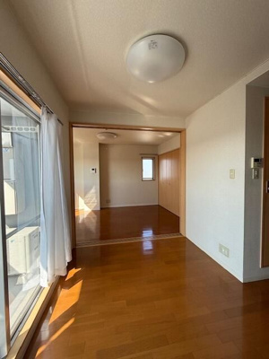 【居間・リビング】 | 辻友ビル