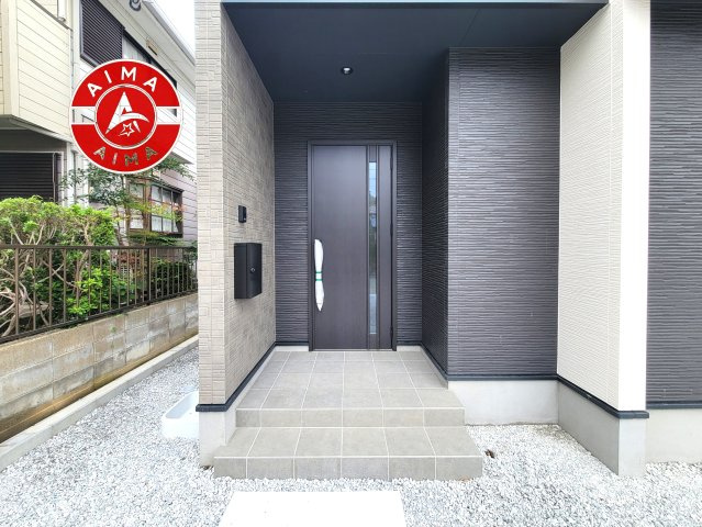 糟屋郡志免町桜丘3丁目第6-2棟（1号棟）の玄関|おでかけの時も帰った時も、「我が家」を最初に感じでもらえる素敵な空間に。