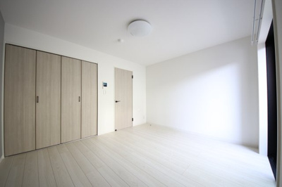 【内装】 | ユニバーサルシティ