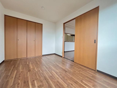 【内装】 | エレガンティ・Ｍ | 洋室