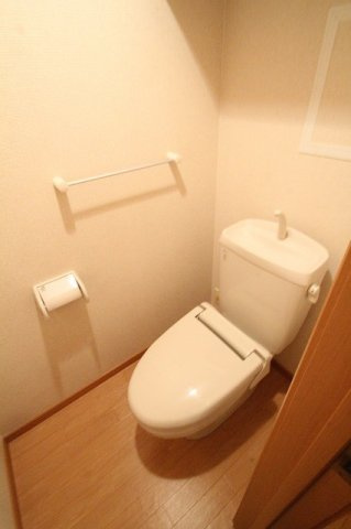 ＴＤ下南部Ⅱのトイレ|コンパクトで使いやすいトイレです