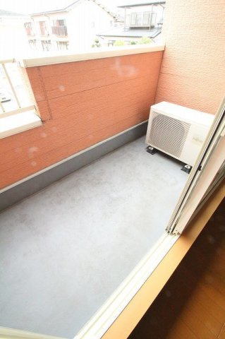 ＴＤ下南部Ⅱのバルコニー|バルコニーからの眺めを楽しみながら食事をしませんか