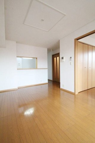 ＴＤ下南部Ⅱの居間・リビング|こちらの居間で趣味の時間をお楽しみください