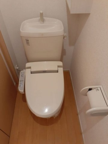 熊本市北区龍田１丁目のアパートのトイレ|清潔感のあるトイレです