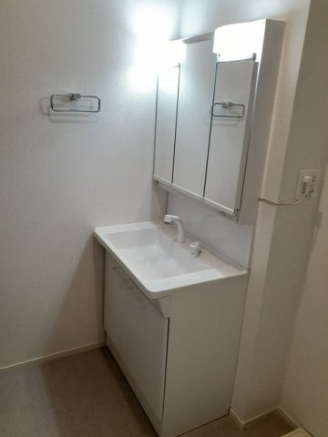 フレッシュリーⅢの洗面所|忙しい朝には欠かせない洗面所です