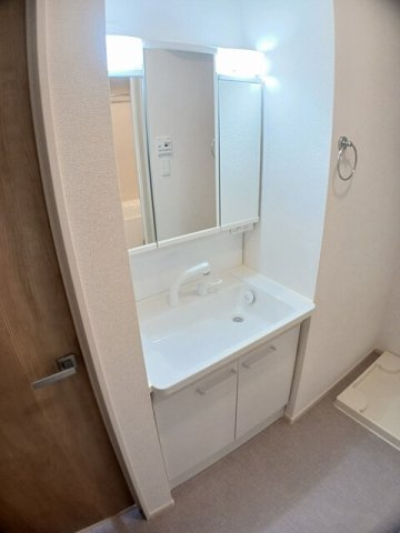 クレールヴィラージュ　Ⅱの洗面所|使いやすい洗面所です