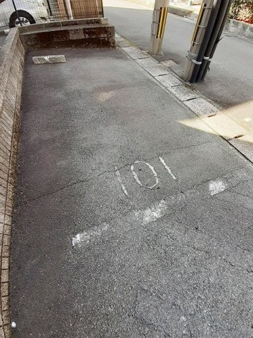 Ｉ．Ｓ．ハイムの駐車場|駐車スペースもあります