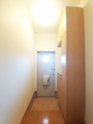 熊本市東区下南部１丁目のアパートの玄関|落ち着いた玄関です