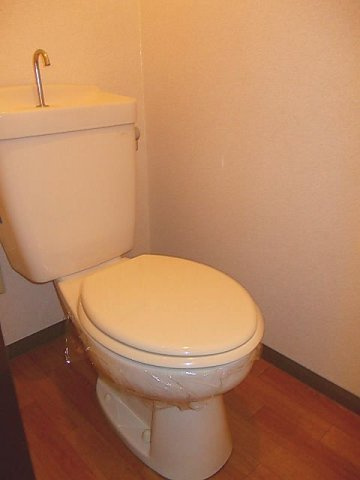 ヒガシコート宮ノ上のトイレ|トイレです