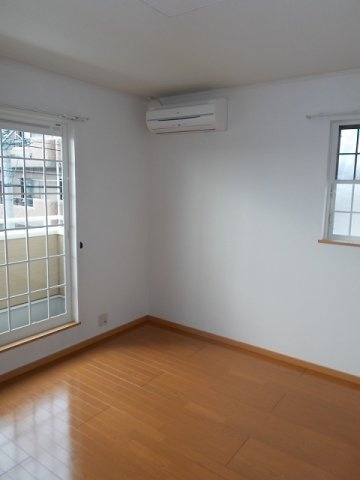 ボヌ－ルＭの居間・リビング|こちらの居間で趣味の時間をお楽しみください