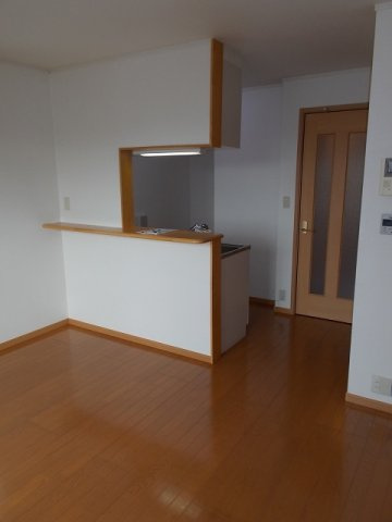 ボヌ－ルＭの内装|明るい室内です