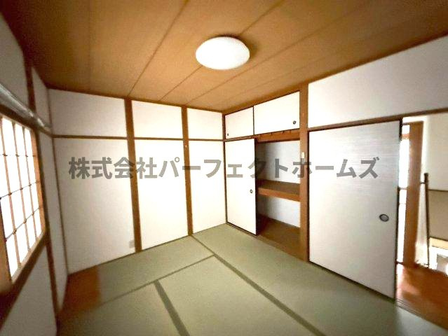 田口3丁目戸建　賃貸の和室|ゆったりとくつろげる和室です