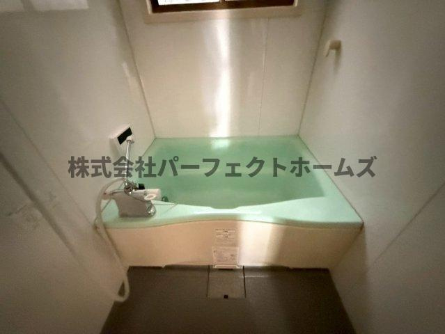 田口3丁目戸建　賃貸の浴室|コンパクトで使いやすいお風呂です