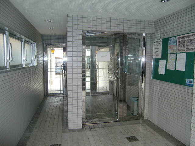 シェレナ六甲のエントランス