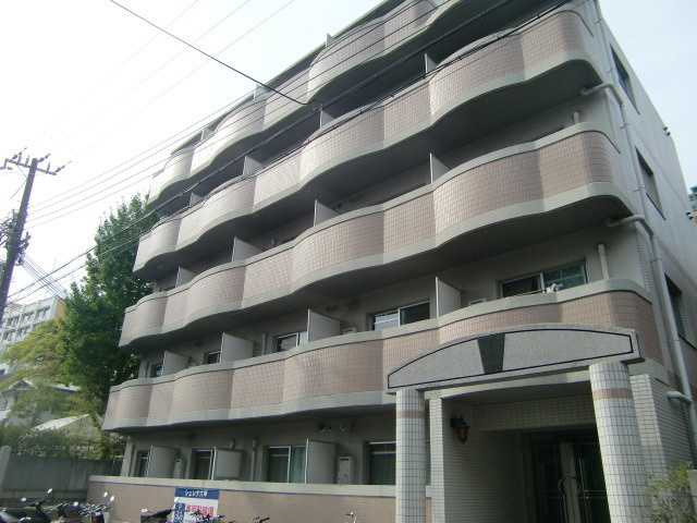 シェレナ六甲の外観